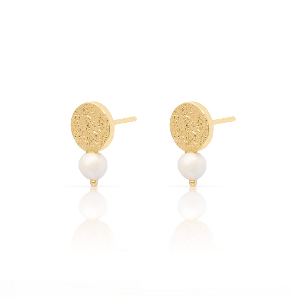 Rhea freshwater pearl gold studs