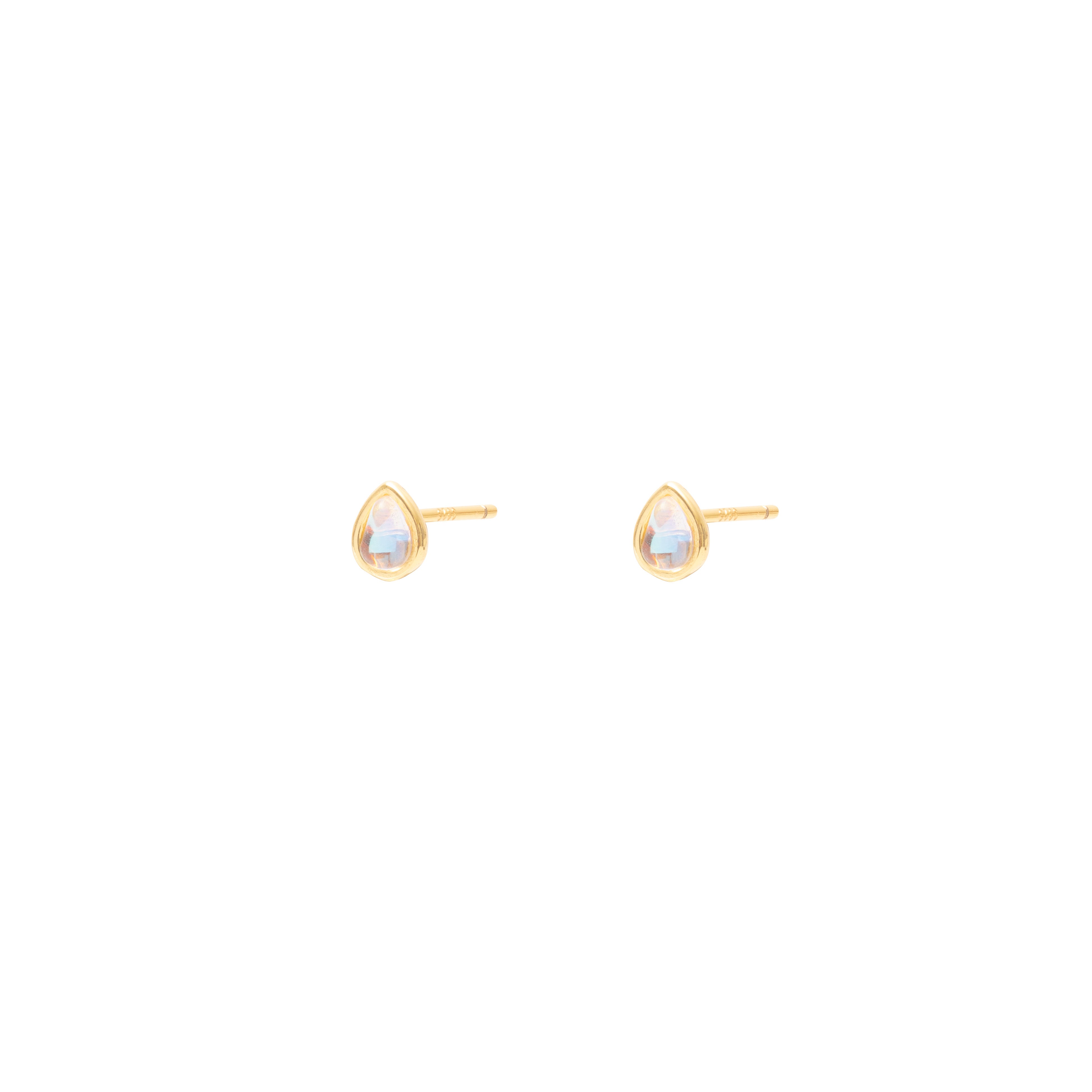 Felia crystal studs