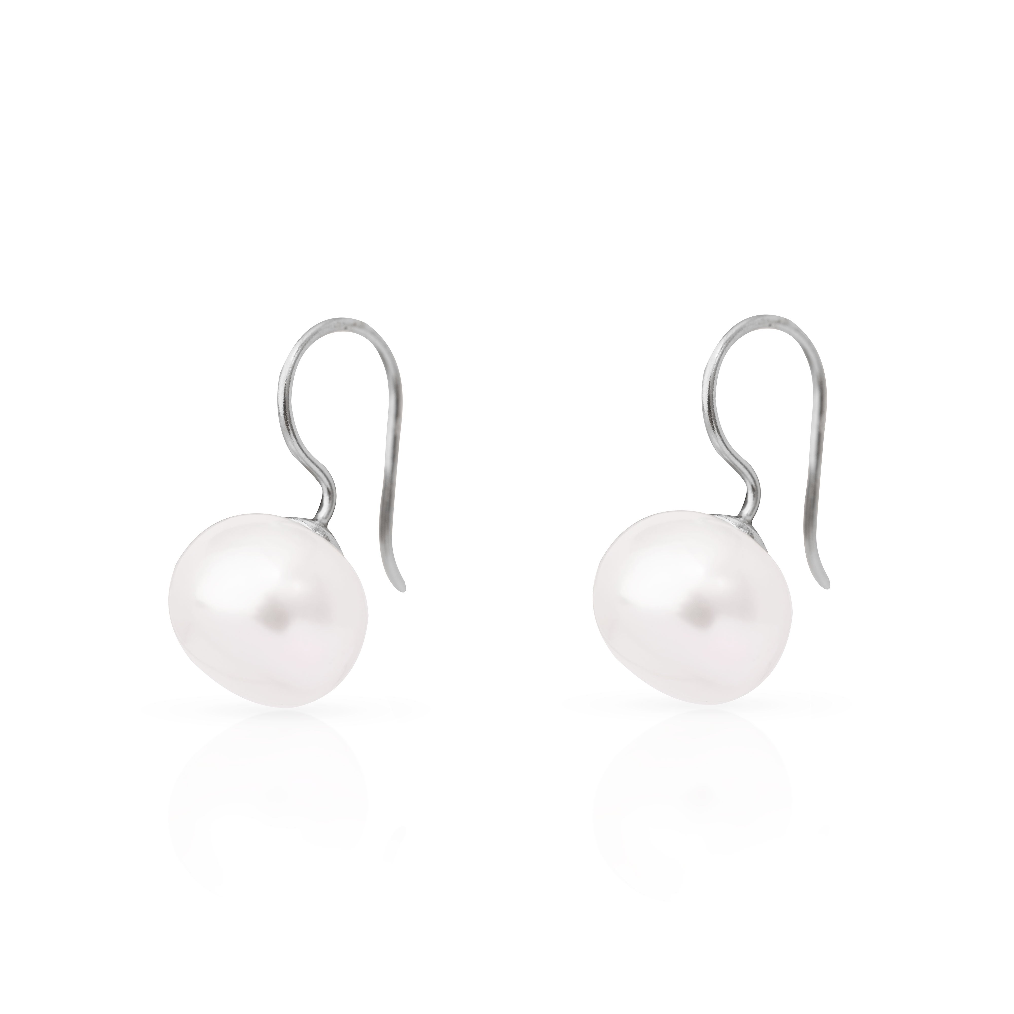 Lydia freshwater pearl hook earring