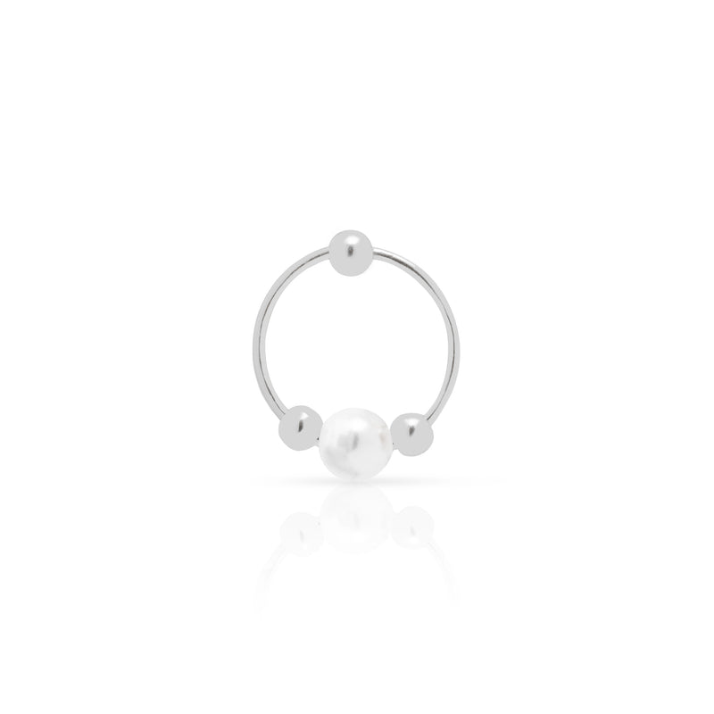 Sammy freshwater pearl sleeper earring