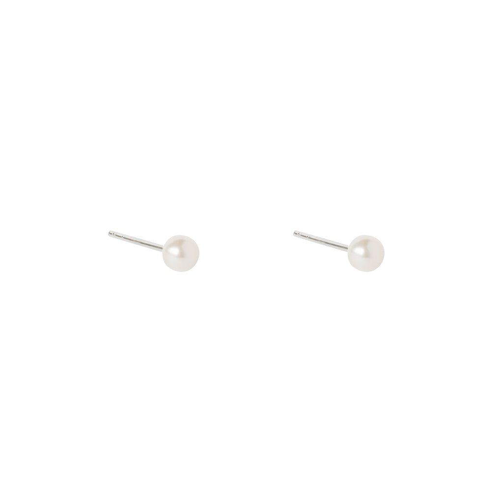 Freshwater pearl sterling silver studs