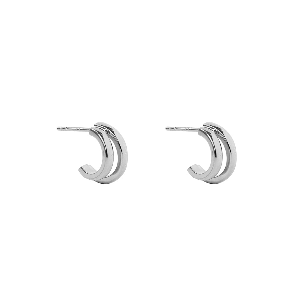 Amari hoop earrings