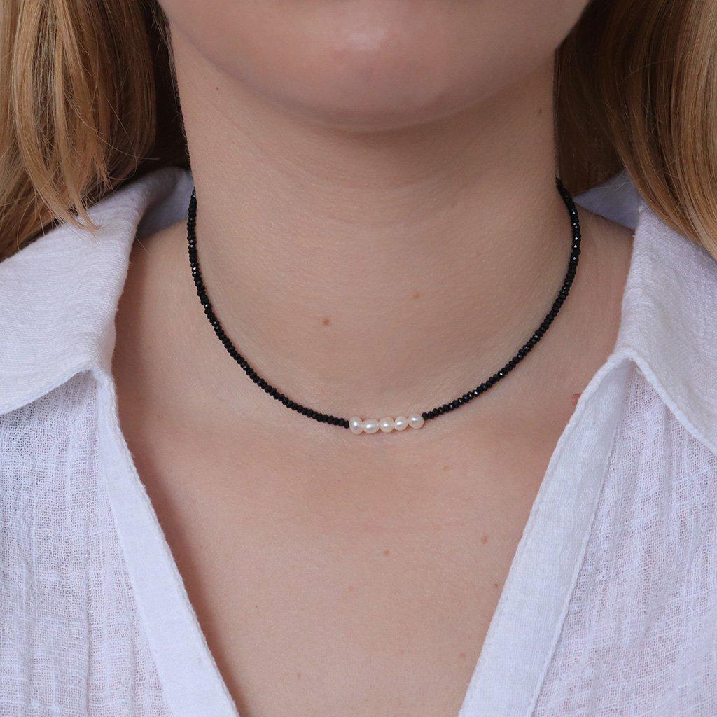 Darby natural pearl black necklace