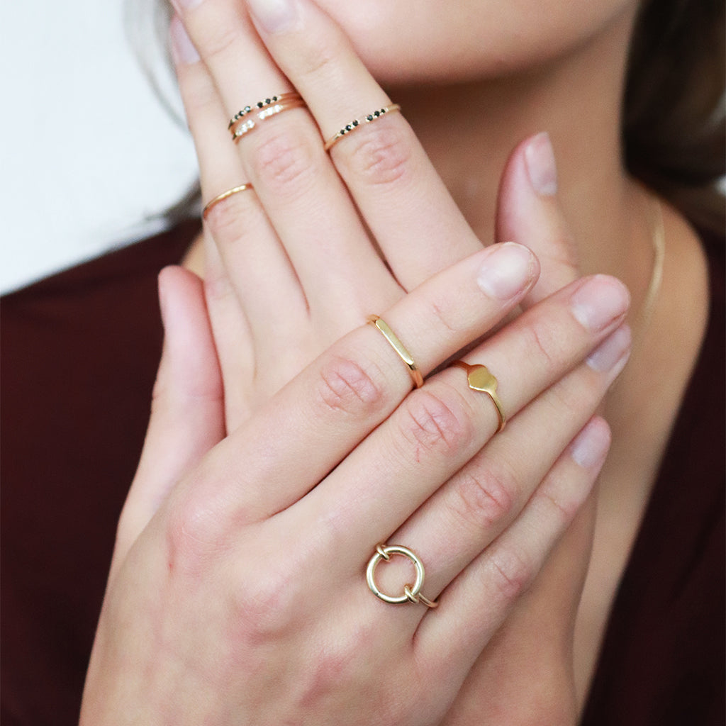 Kelani hollow gold ring