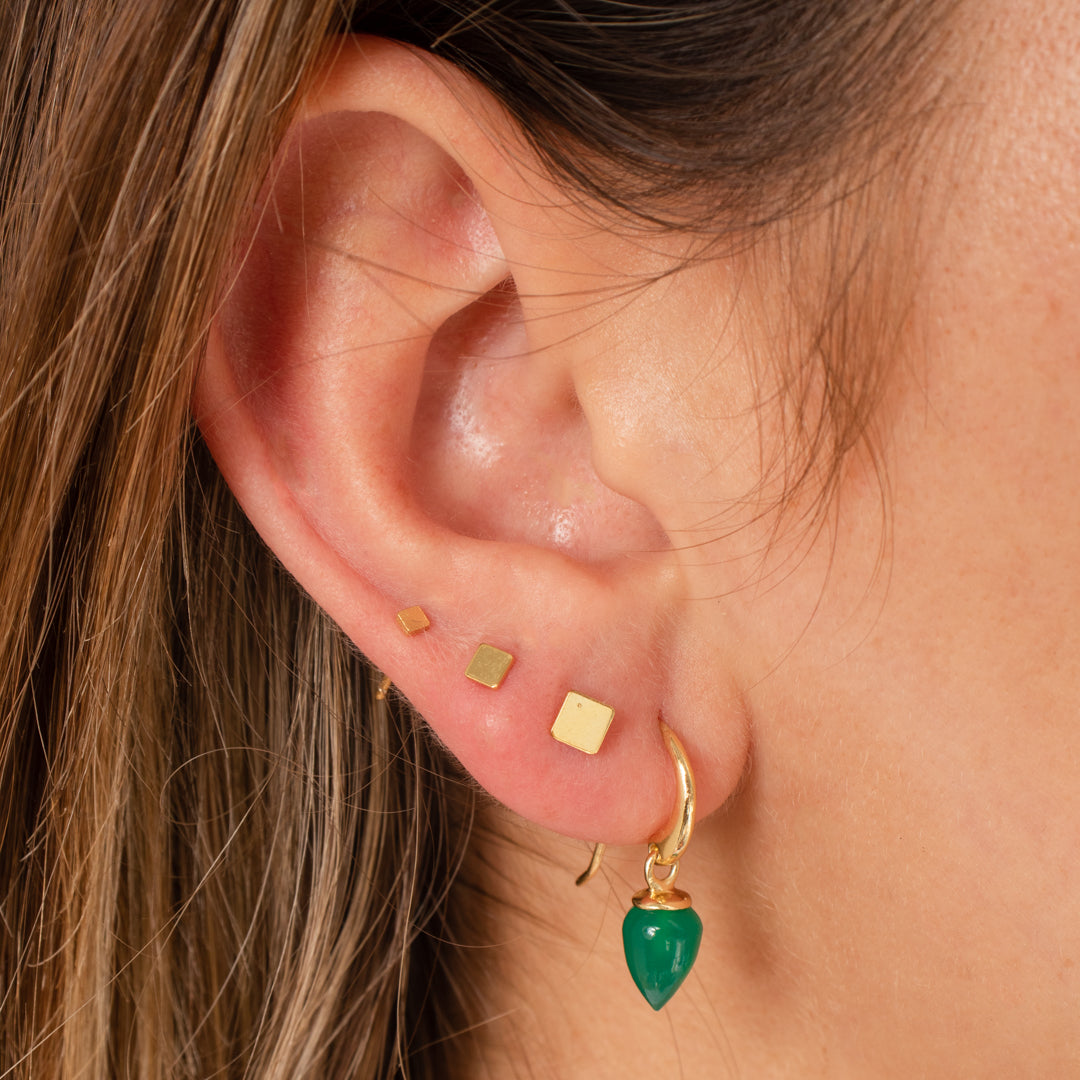 Lila square gold studs