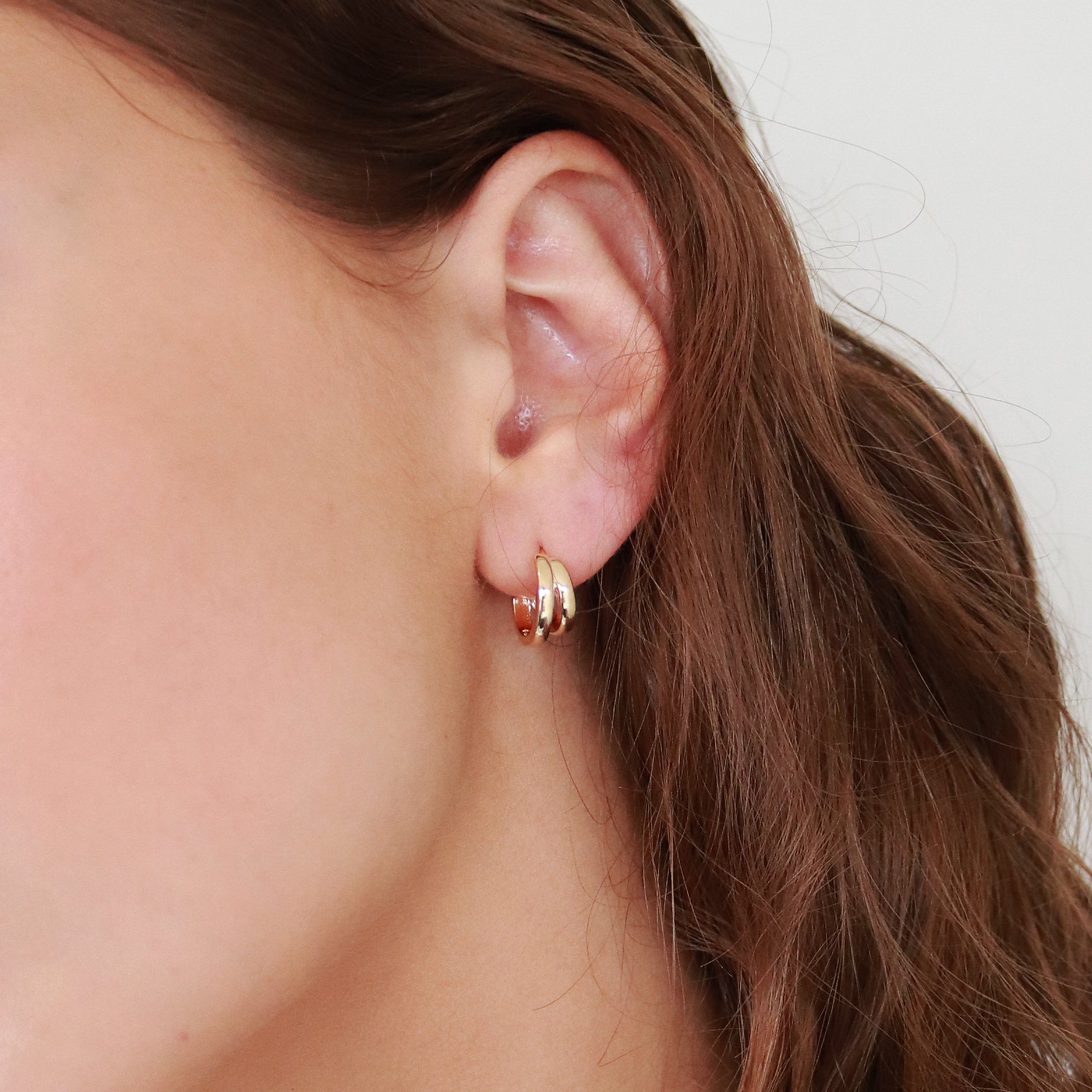 Amari hoop earrings